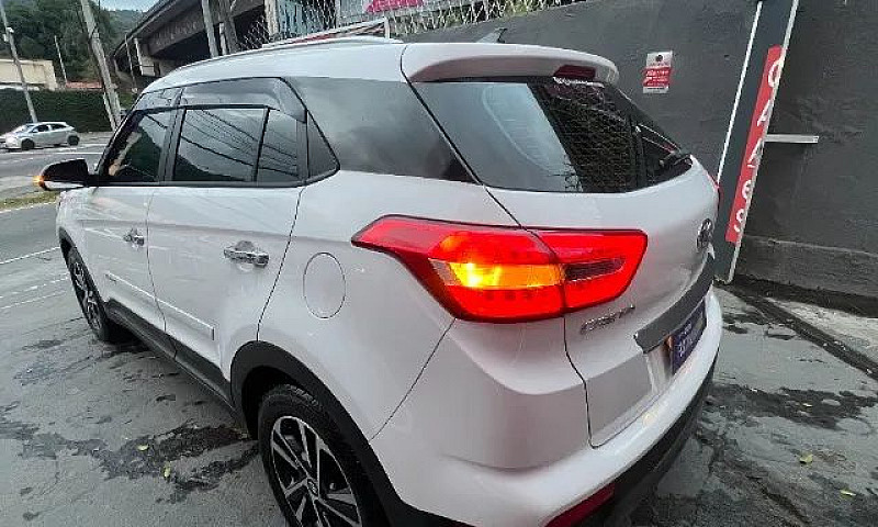 Hyundai Creta Presti...