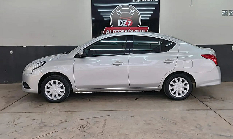 Nissan Versa 1.0 12V...