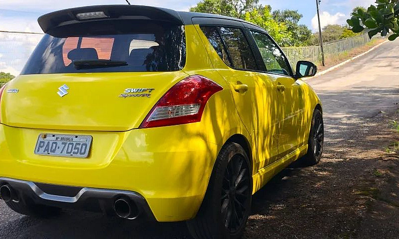 Suzuki Swift Sport R...
