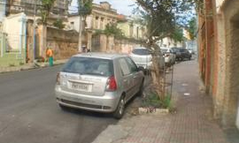 Repúblicas Em Bh (31...