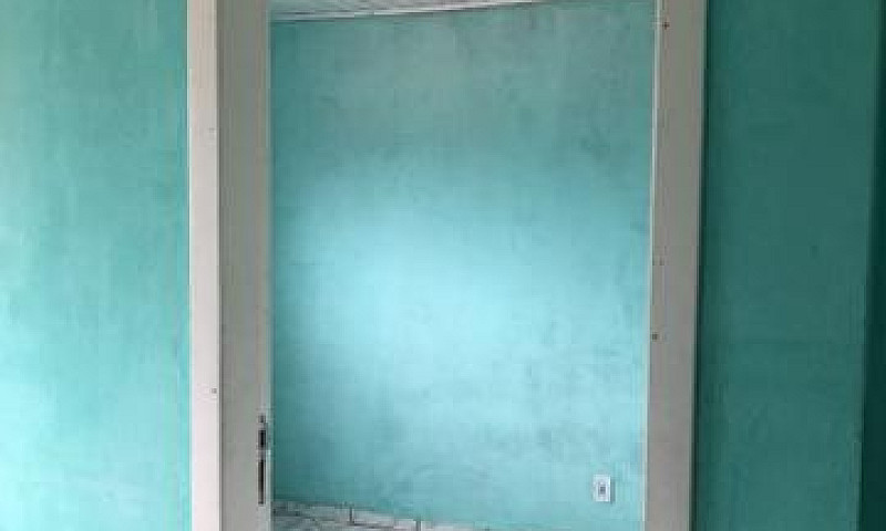 Aluga-Se Casa Em Pré...