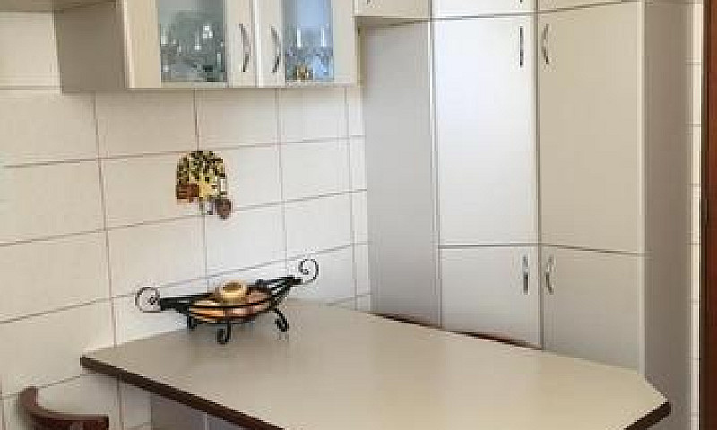 Vende-Se Apartamento...