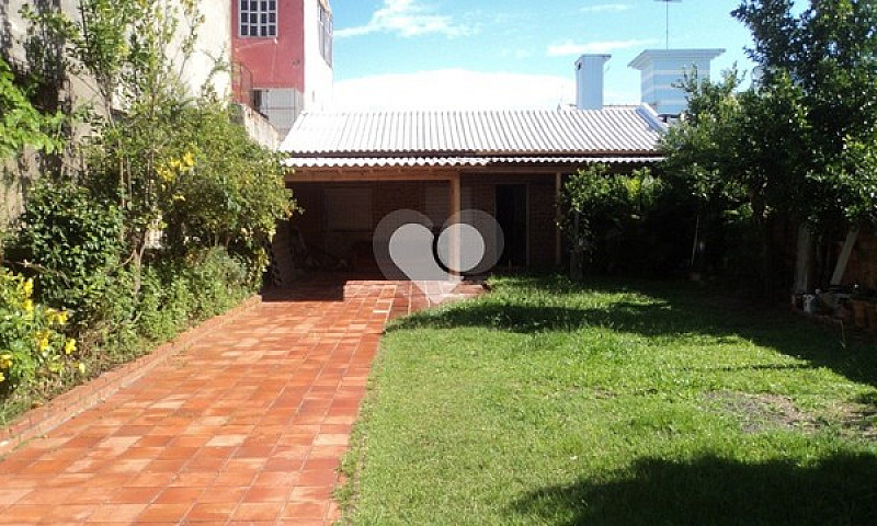 Canoas - Casa Padrão...