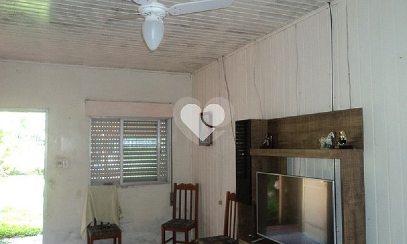 Canoas - Casa Padrão...