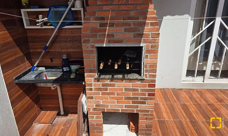 Casa Com Piscina Bai...