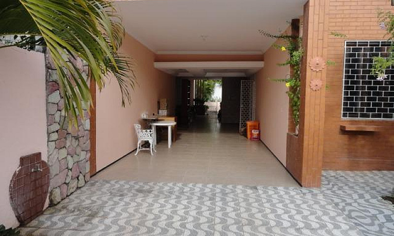 Ca0072 - Casa 265M²,...