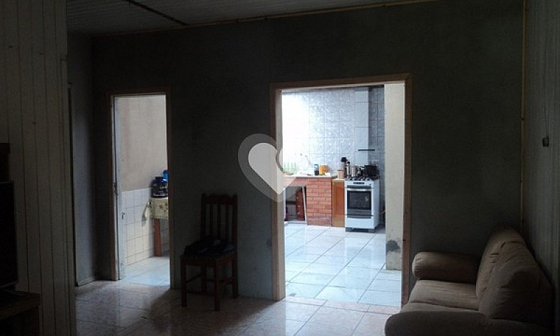 Canoas - Casa Padrão...