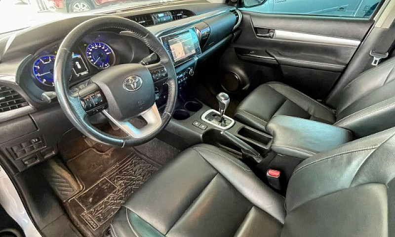 Hilux Srv 2017...