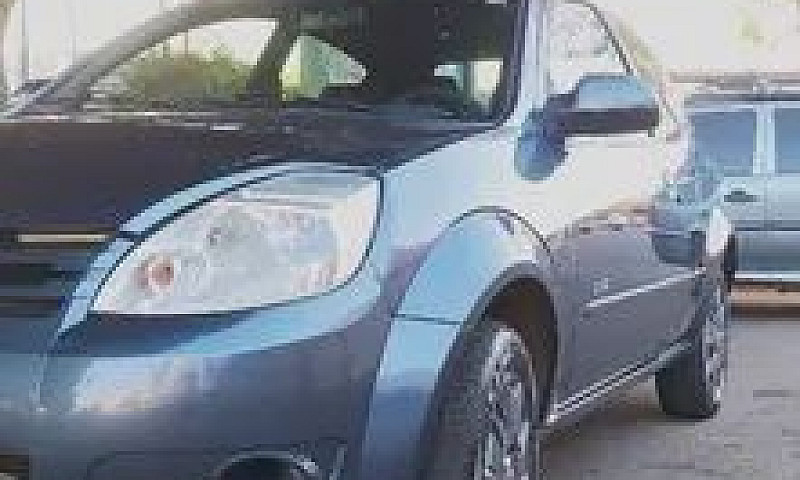 Ford Ka...