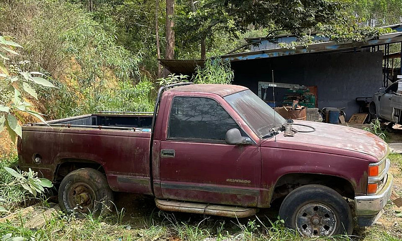 Chevrolet Silverado ...