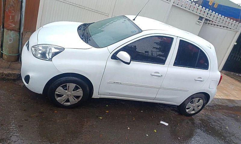 Nissan March S 1.0 1...