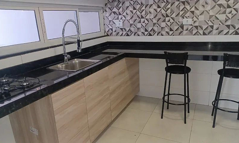Casa Moderna Em Cond...