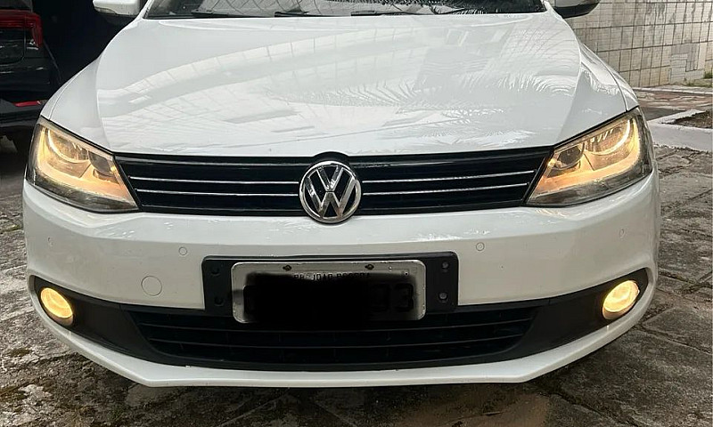 Volkswagen Jetta Com...