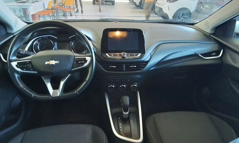 Chevrolet Onix Hatch...