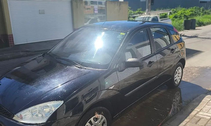 Ford Focus 1.6 S/Se/...