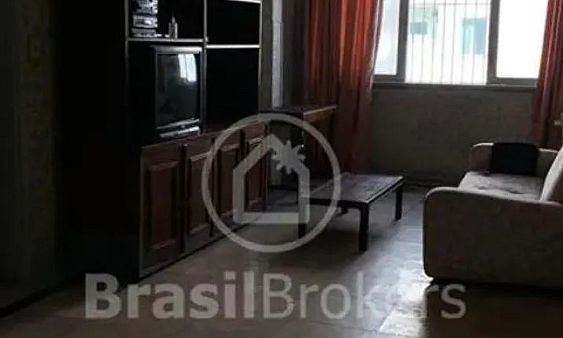 Apartamento No Leme ...