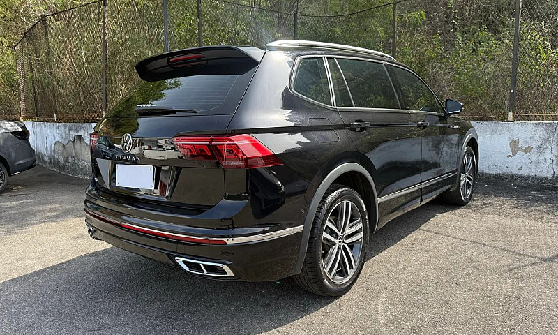 Volkswagen Tiguan Al...