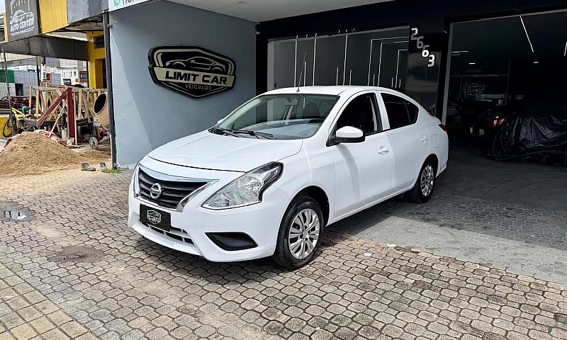 Nissan Versa 1.0 12V...