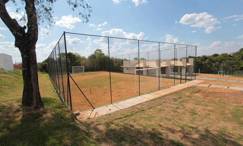 Casa À Venda Com 3 D...