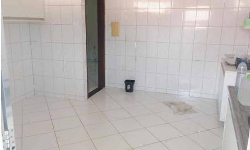 2/4 Itapuã Com 2 Sui...
