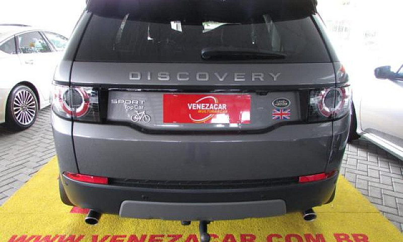 Land Rover Discovery...