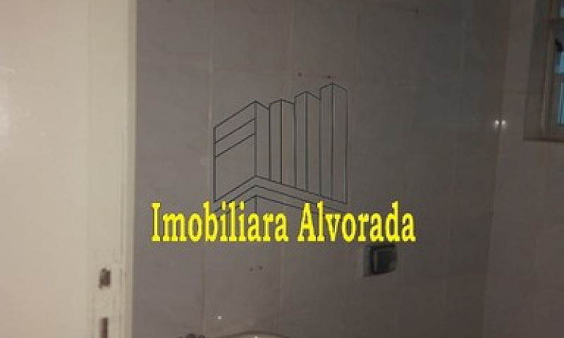 Alugo Ótima Casa No ...