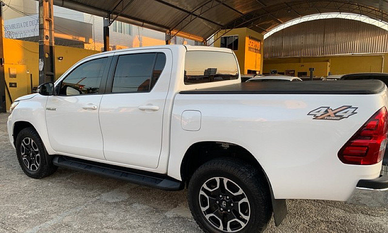 Hilux Cd Sr 2.8 Auto...