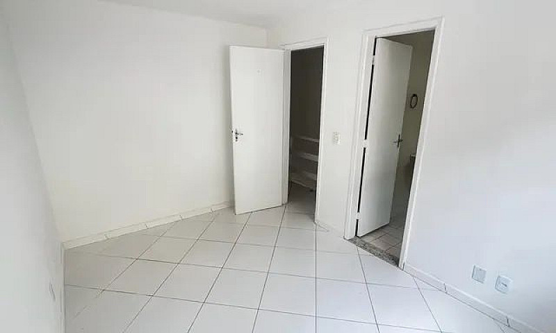 Casa Em Condomínio N...