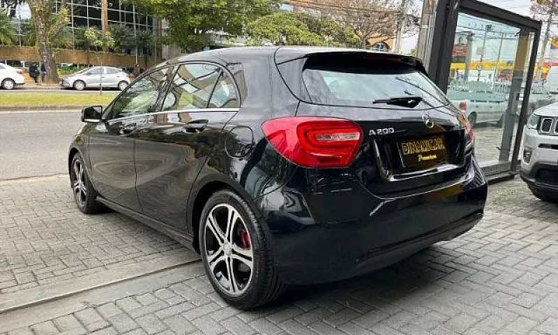 Mercedes A 200 1.6 T...