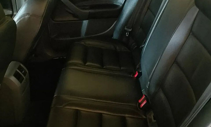 Volkswagen Jetta 2.5...