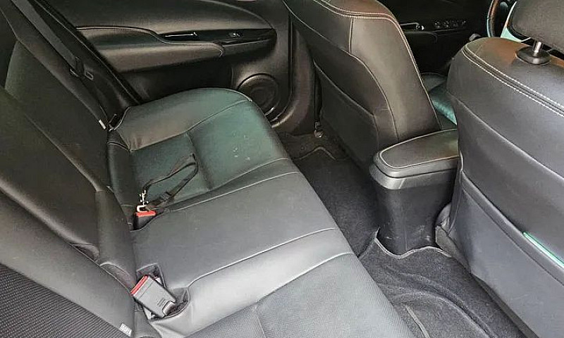 Toyota Yaris Xs 1.5 ...