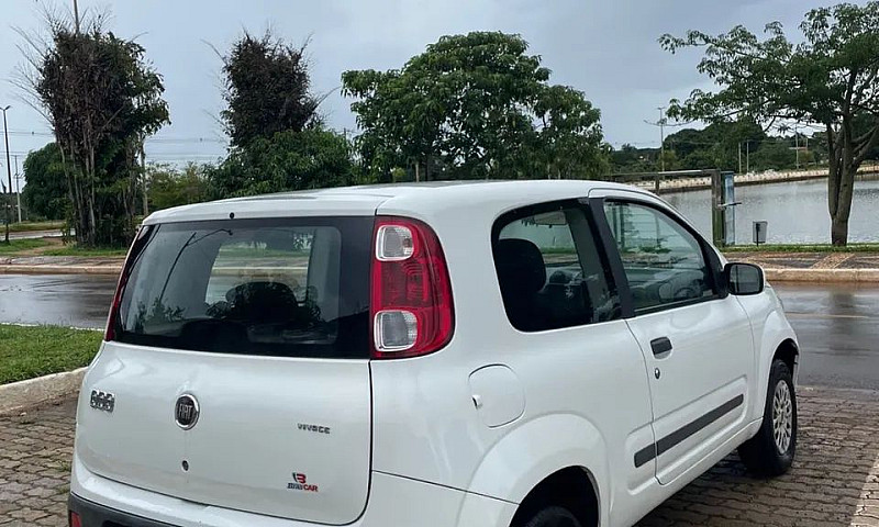 Fiat Uno Vivace 1.0 ...