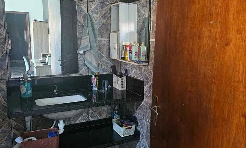 V* Casa Com Piscina ...