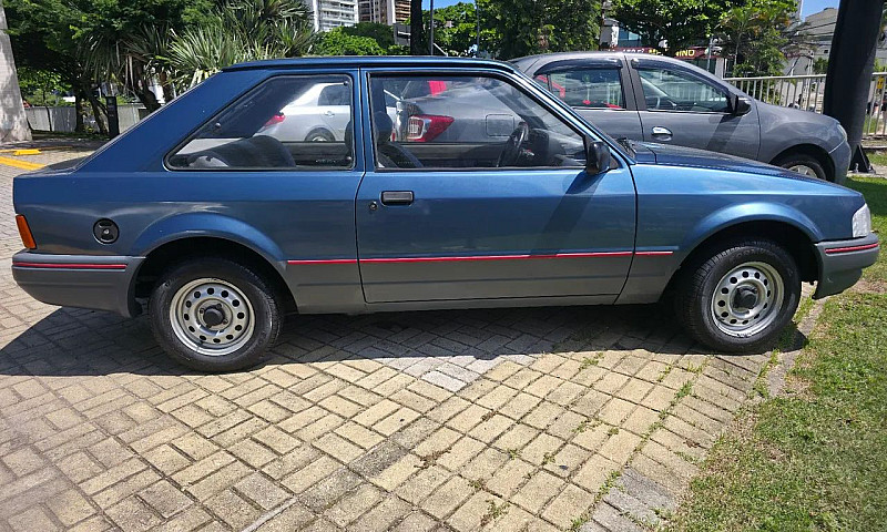 Ford Escort Hobby 1....