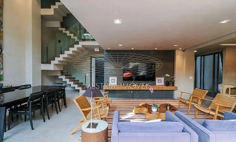 Casa Em Condomínio C...