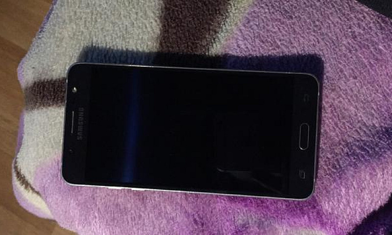 Vendo J5...