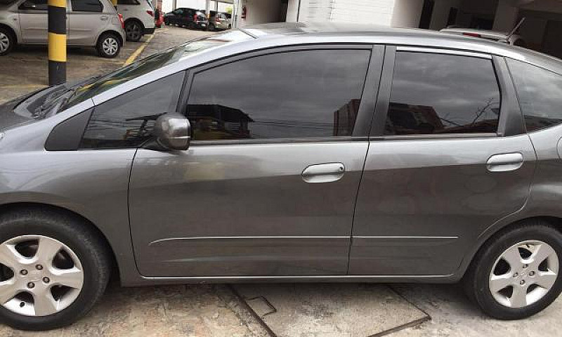Honda Fit - 2012...