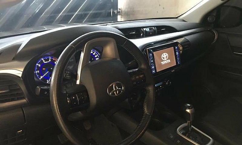 Hilux 140.000 2017...