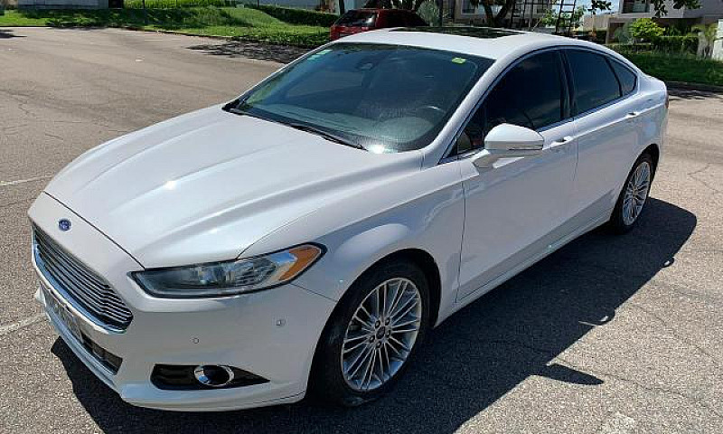 Ford Fusion Titanium...