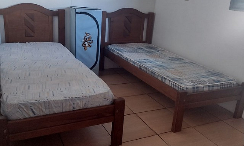 Casa Com Móveis.....