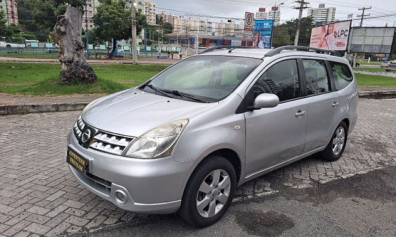 Livina 2012 Automáti...