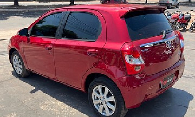 Toyota Etios Xls 1.5...