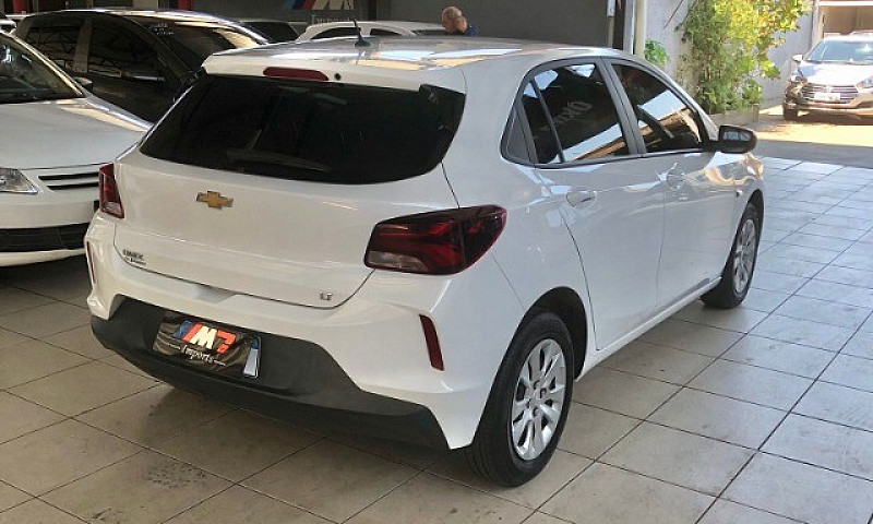 Onix 1.0 Lt 2021/202...