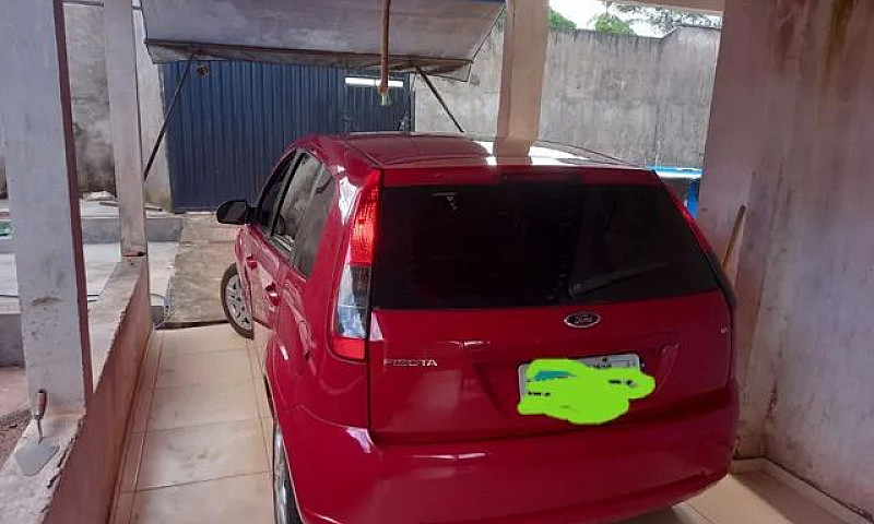 Carro Ford Fiesta...