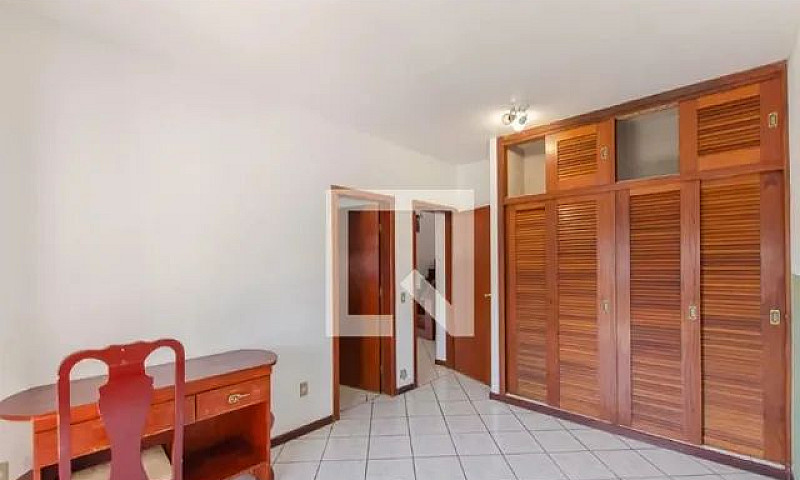 Linda Casa 4 Suítes ...