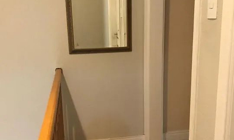 Quarto Só Para Mulhe...