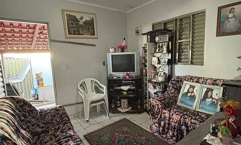 Lote De Esquina De 4...