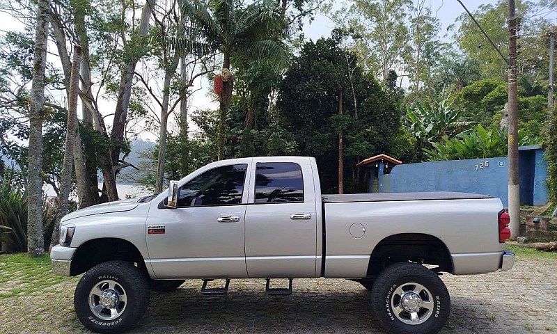 Dodge Ram 2500 Tropi...