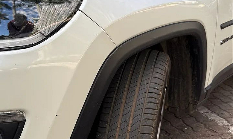 Jeep Compass Longitu...