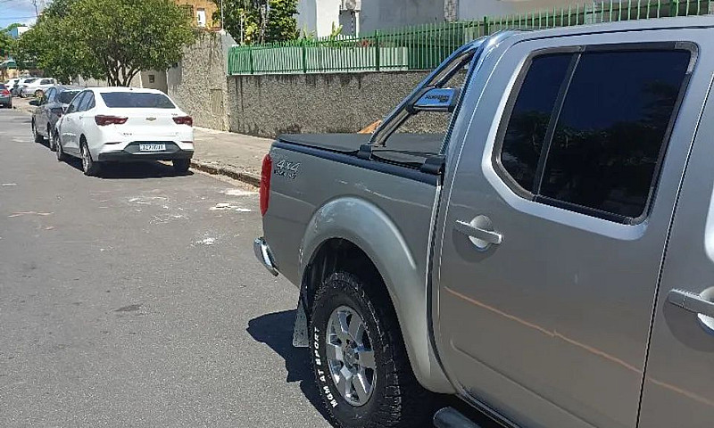 Nissan Frontier S Cd...
